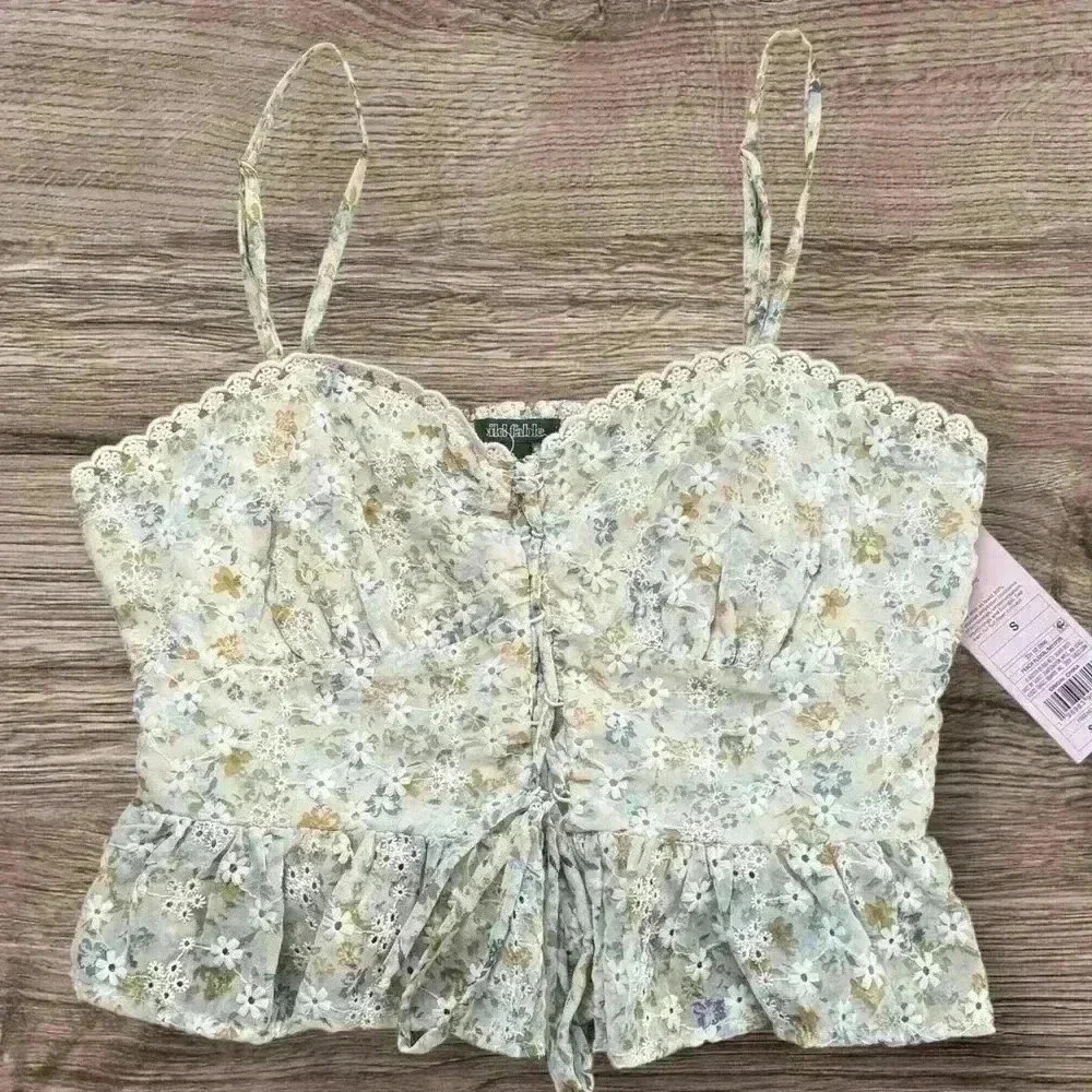 NWT's Wild Fable from Target Floral Cami Top size small